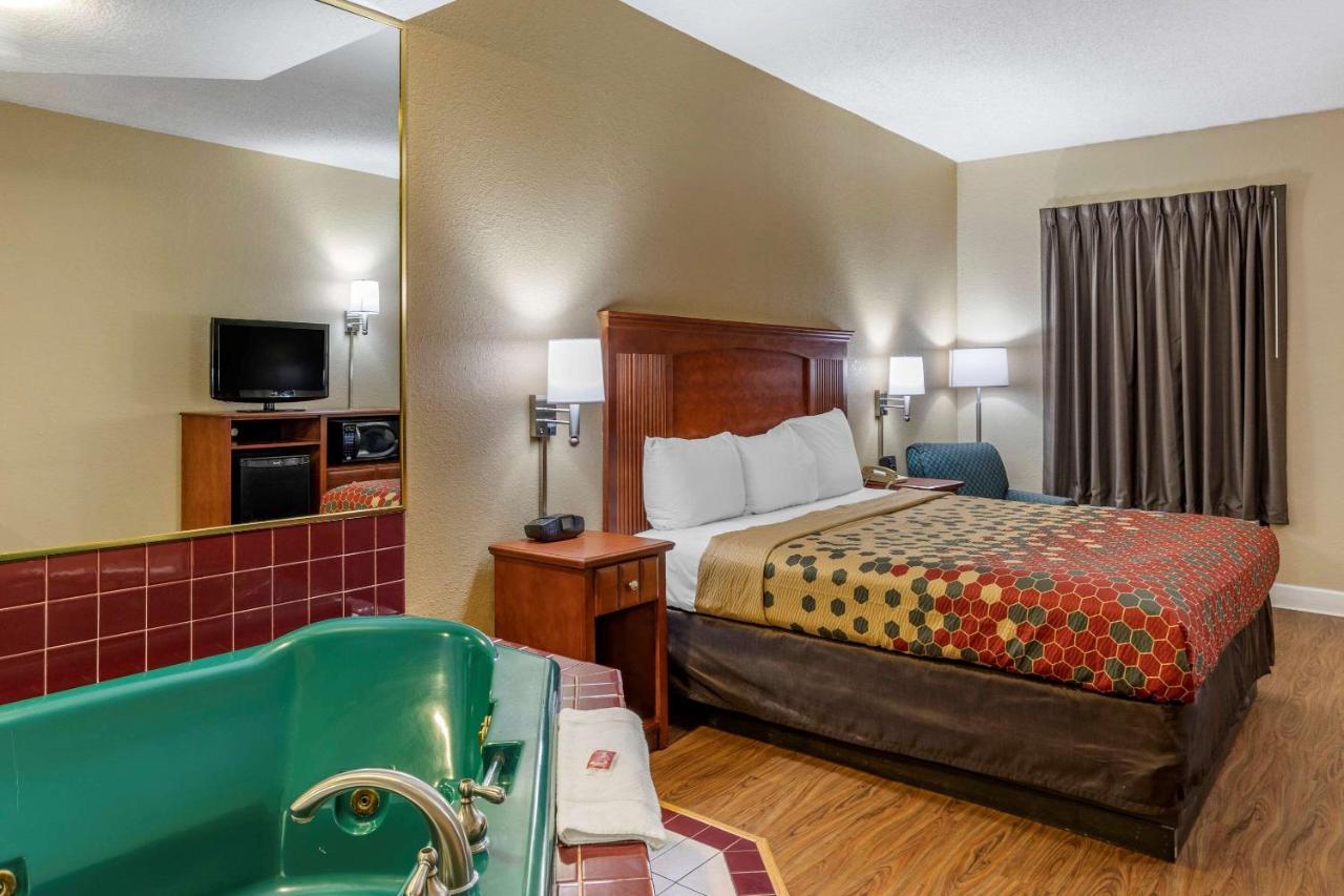 Econo Lodge Cordele Esterno foto